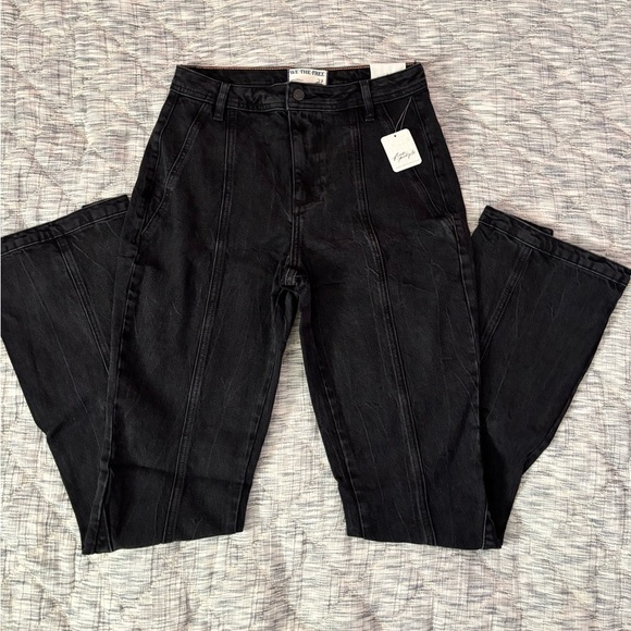 Free People CURVY High Rise Flare Jeans Sz 27 NWT | We The Free High Rise Jeans- - Picture 1 of 12